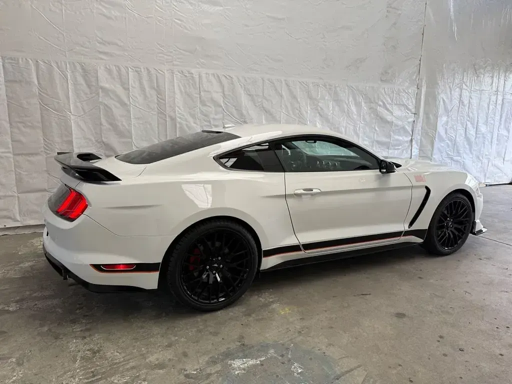 Gebraucht Ford Mustang 317 PS (233 kW) 2020 Weiß Coupé