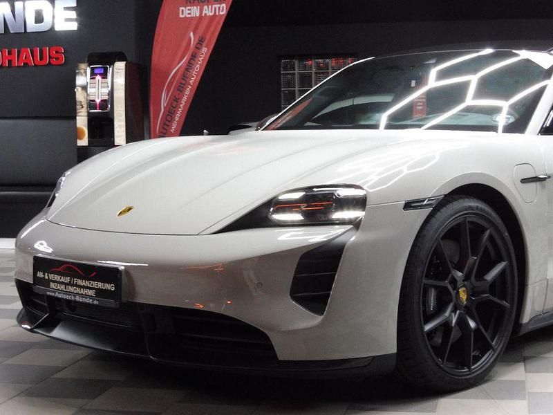 Kreide Gebraucht 2022 Porsche Taycan GTS Limousine | 66.999 € (Superpreis) - Bild 1/4