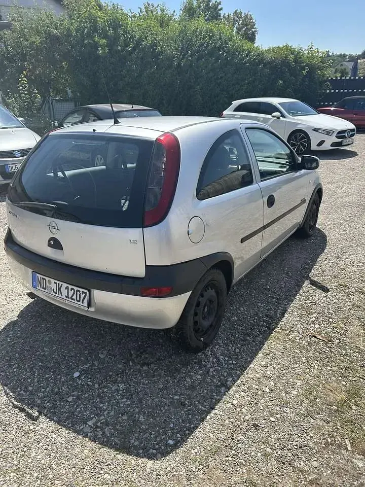 Gebraucht Opel Corsa Comfort 75 PS (55 kW) 2003 Silber Kleinwagen