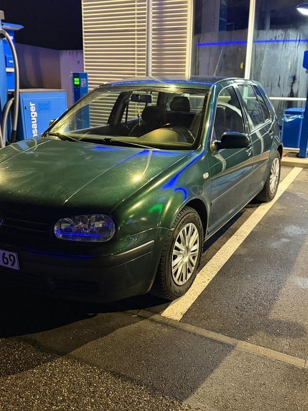 Gebraucht VW Golf IV 101 PS (74 kW) 2002 Grün Kleinwagen