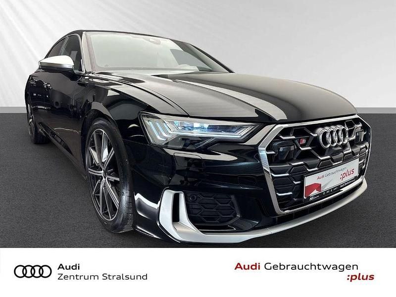 Mythosschwarz (metallic) Gebraucht 2024 Audi S6 Sport Limousine | 57.490 € (Superpreis) - Bild 1/3