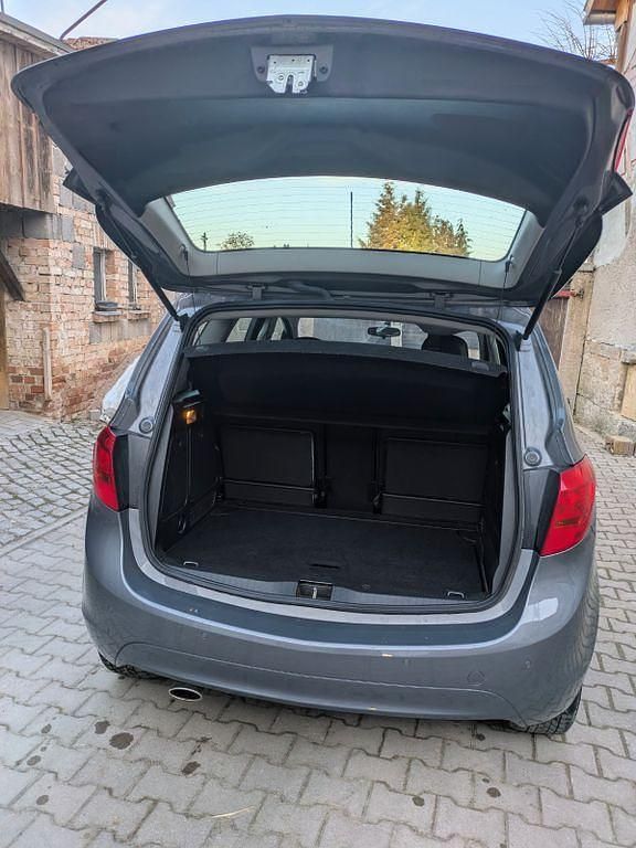 Gebraucht Opel Meriva Edition 140 PS (102 kW) 2014 Van / Kleinbus