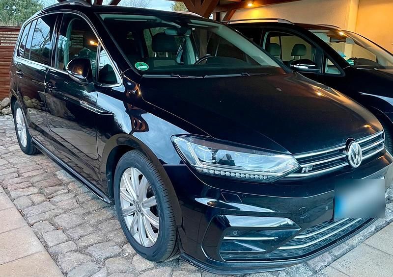 Gebraucht VW Touran Highline 150 PS (110 kW) 2016 Schwarz Van / Kleinbus