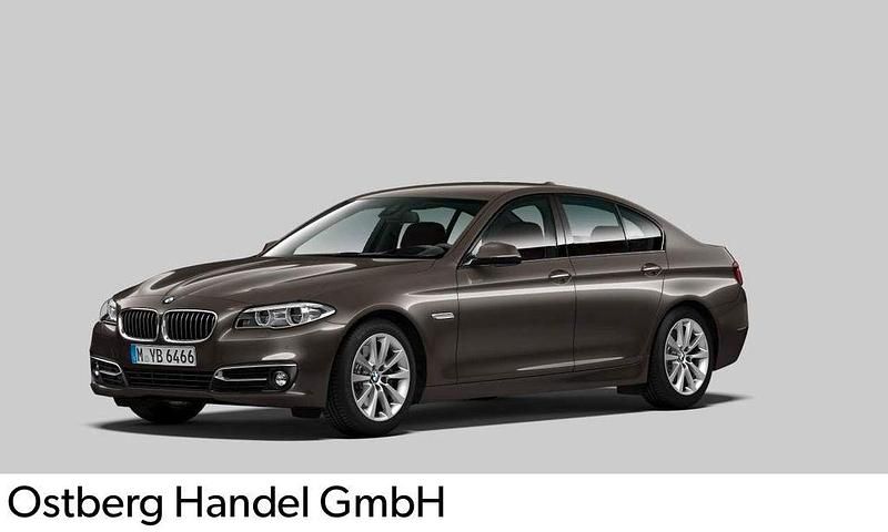 Grau Gebraucht 2016 BMW 530 Luxury Line Limousine | 17.200 € (Superpreis) - Bild 1/3