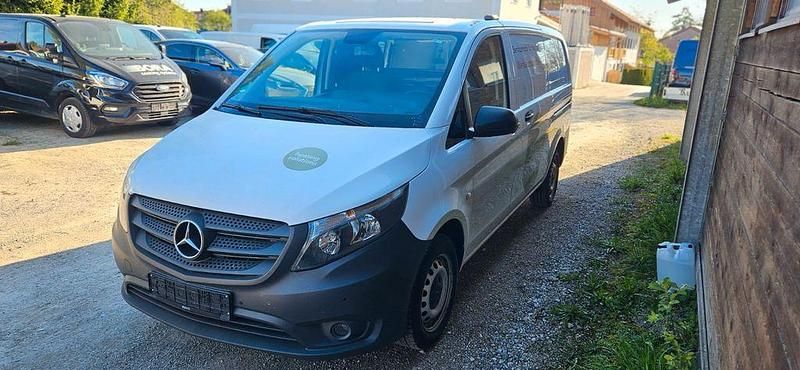 Gebraucht Mercedes Vito 136 PS (100 kW) 2022 Weiß Van