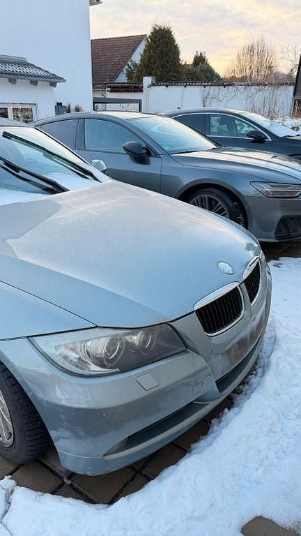 Gebraucht BMW 320 Performance 163 PS (119 kW) 2005 Grau Limousine