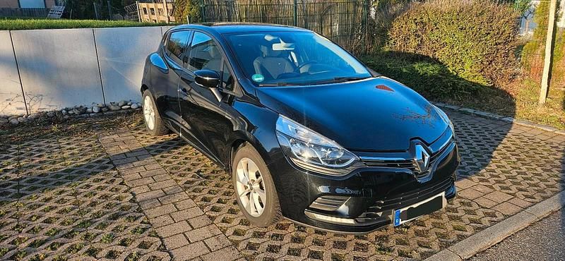 Gebraucht Renault Clio IV LIMITED 73 PS (53 kW) 2018 Schwarz Kleinwagen