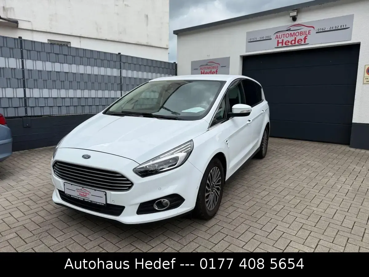 Gebraucht Ford S-MAX Titanium 190 PS (139 kW) 2018 Weiß Van / Kleinbus