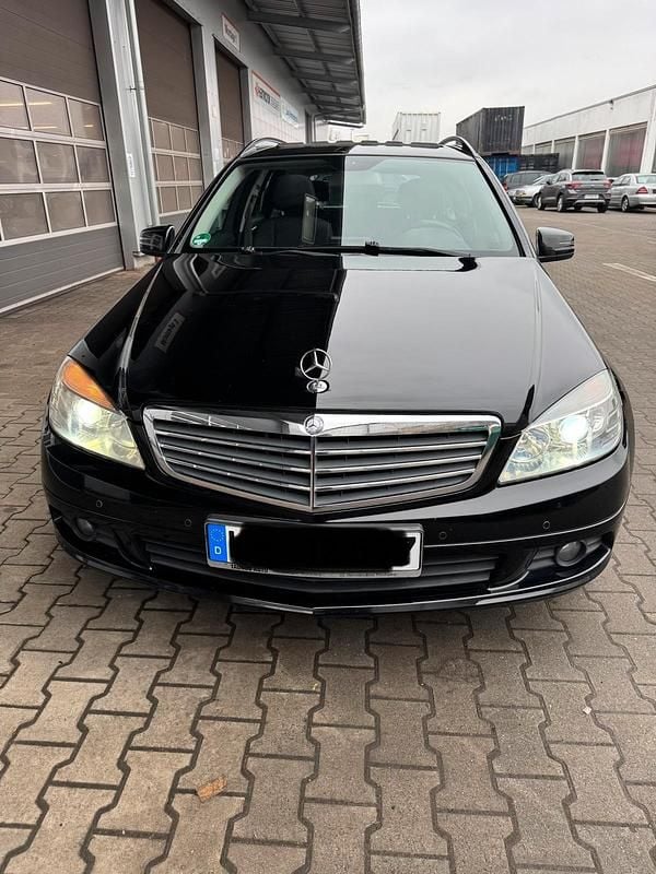 Schwarz Gebraucht 2010 Mercedes C250 Kombi | 5.800 € (Etwas zu teuer) - Bild 1/4