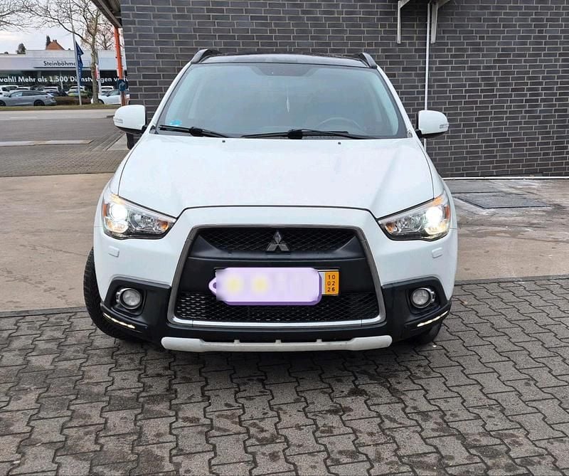 Gebraucht Mitsubishi ASX 150 PS (110 kW) 2010 Weiß SUV