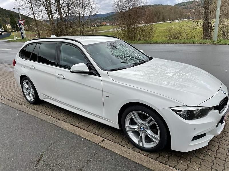 Gebraucht BMW 320 M Sport 184 PS (135 kW) 2017 Weiß Kombi