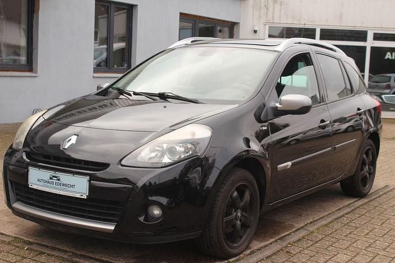 Schwarz Gebraucht 2012 Renault Clio IV Night&Day Limousine | 3.990 € (Fairer Preis) - Bild 1/4