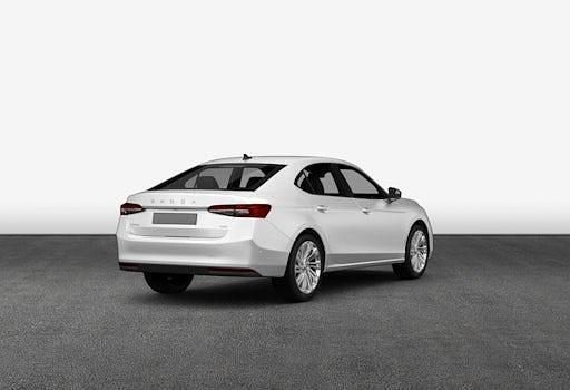 Neu Skoda Superb Selection 150 PS (110 kW) 2026 Kristallweiß uni Kombi