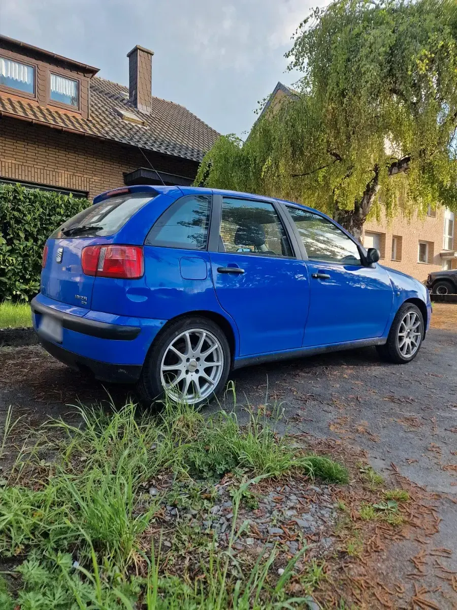 Gebraucht Seat Ibiza 64 PS (47 kW) 2000 Blau Kleinwagen