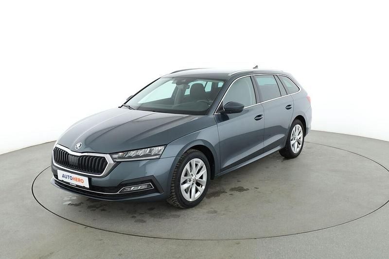Grau Gebraucht 2021 Skoda Octavia Style Kombi | 23.990 € (Etwas zu teuer) - Bild 1/3