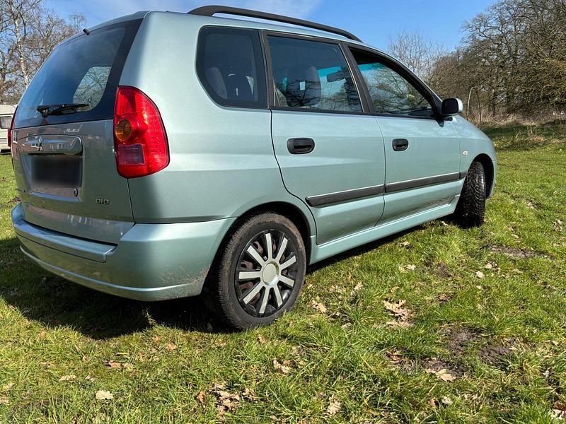 Gebraucht Mitsubishi Space Star 105 PS (77 kW) 2003 Grau Van / Kleinbus