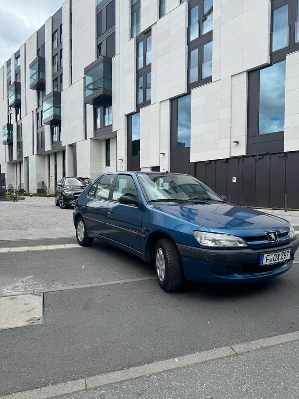 Braun Gebraucht 1998 Peugeot 306 Limousine | 1.450 € - Bild 1/4