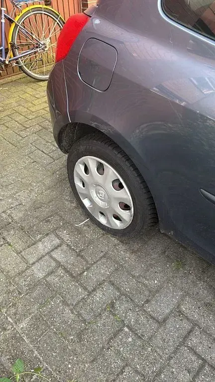 Gebraucht Renault Clio II Authentique 75 PS (55 kW) 2006 Blau Limousine