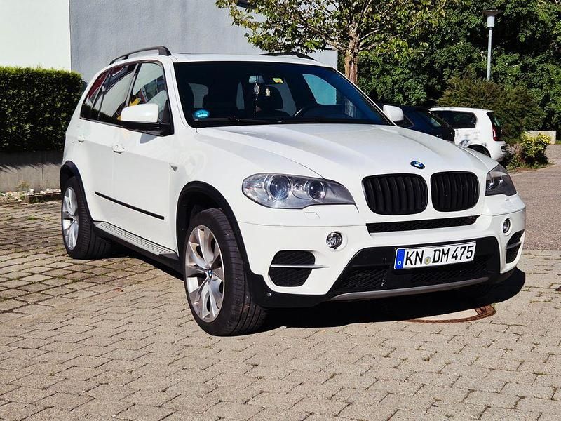 Weiß Gebraucht 2010 BMW X5 Sport Line SUV | 15.000 € (Teuer) - Bild 1/4