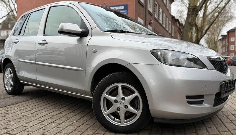 Gebraucht Mazda 2 Active 80 PS (58 kW) 2007 Silber Limousine