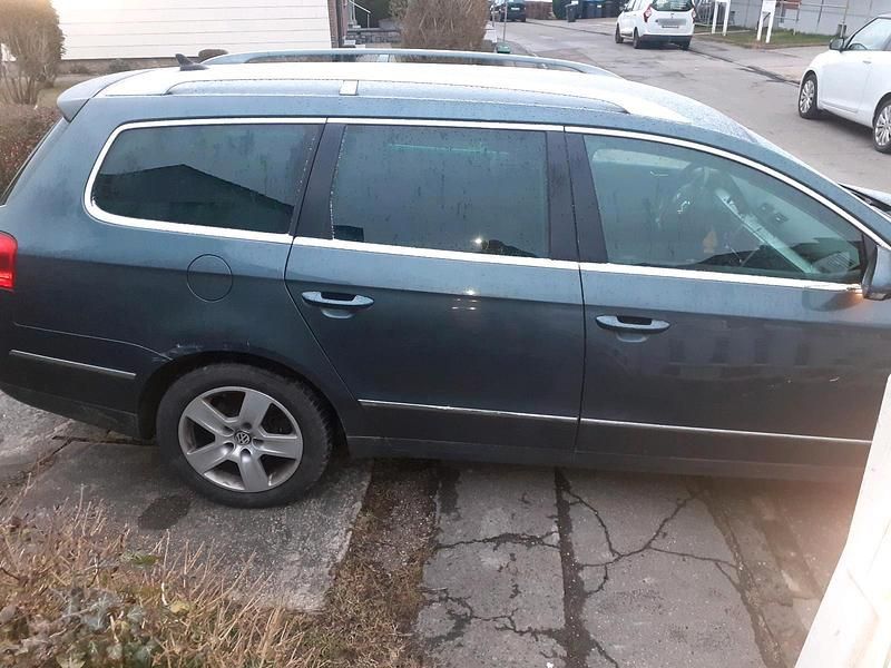 Gebraucht VW Passat 2009 Grau Kombi