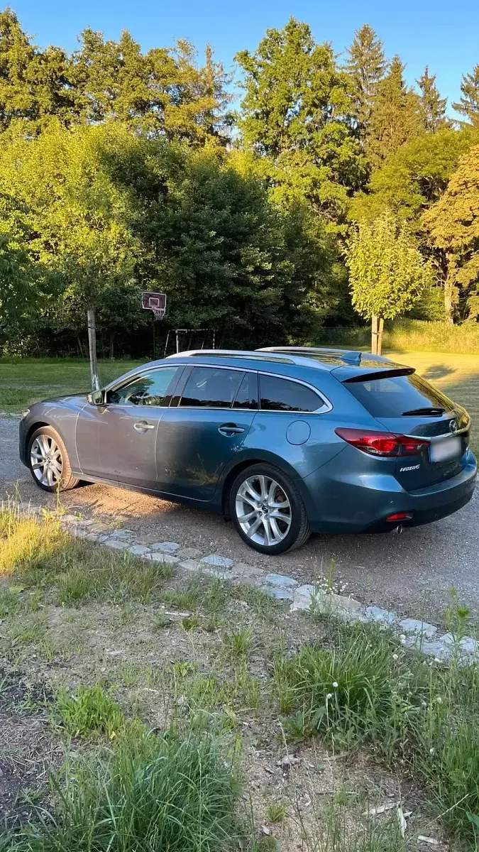 Gebraucht Mazda 6 150 PS (110 kW) 2014 Blau Kombi