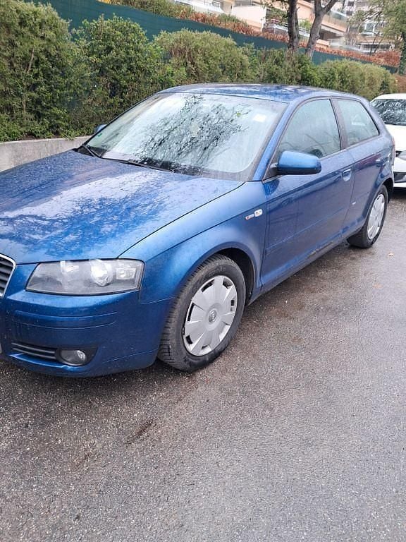 Second-hand Audi A3 S-Line 150 CP (110 kW) 2003 Albastru Hatchback