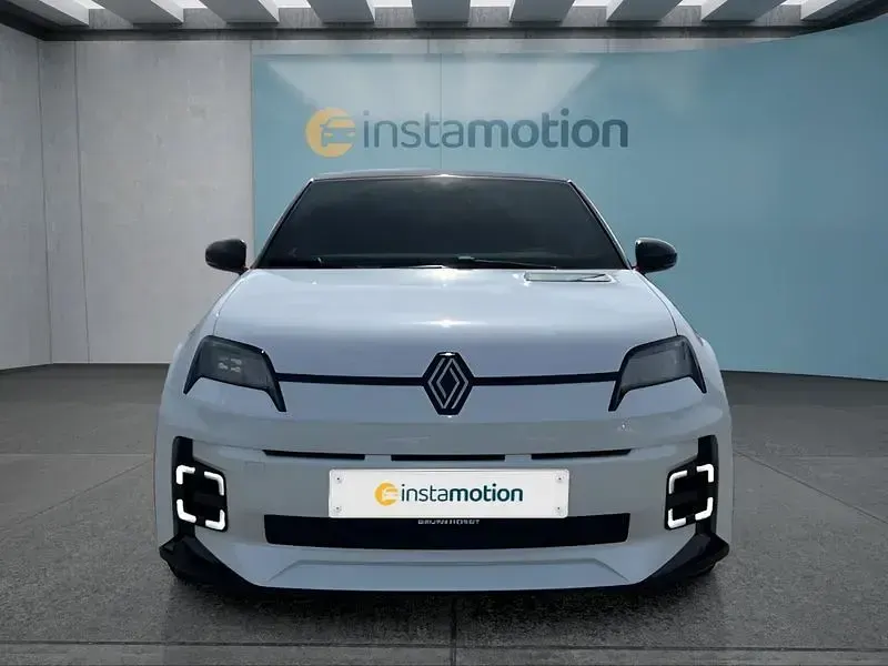 Neu Renault R5 Iconic 110 kW (150 PS) 2026 Weiß Kleinwagen