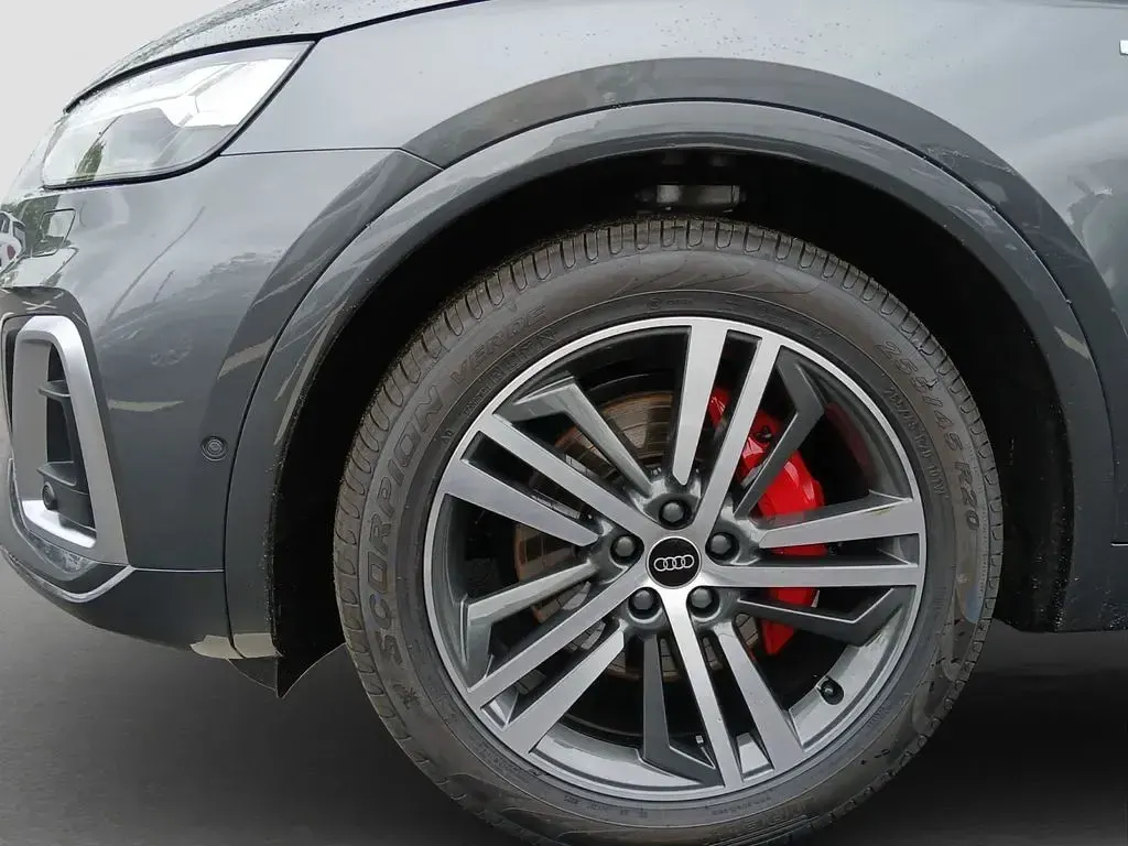 Gebraucht Audi Q5 Business 367 PS (269 kW) 2025 Daytonagrau perleffekt SUV