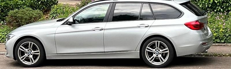 Silber Gebraucht 2016 BMW 318 Kombi | 9.500 € (Superpreis) - Bild 1/4