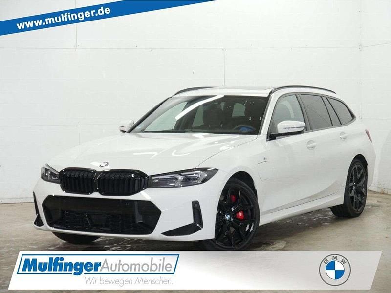 Alpinweiss Gebraucht 2025 BMW 330e M Sport Kombi | 51.900 € (Fairer Preis) - Bild 1/4