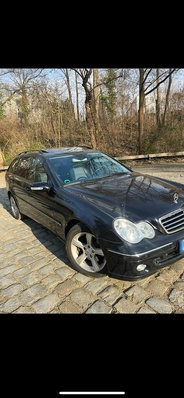Gebraucht Mercedes 230 204 PS (150 kW) 2006 Schwarz Kombi