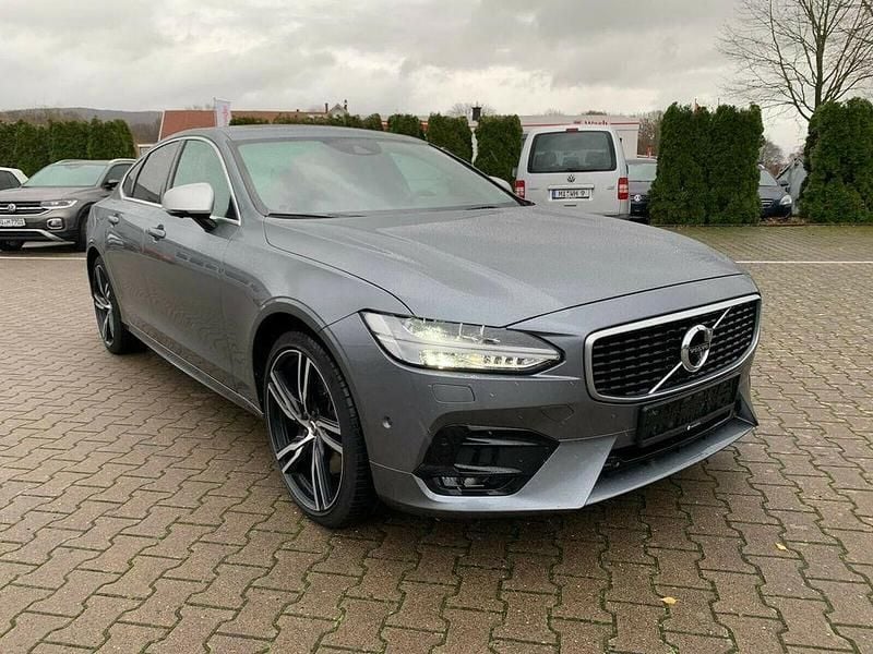 Gebraucht Volvo S90 R-Design 235 PS (172 kW) 2019 Grau Limousine