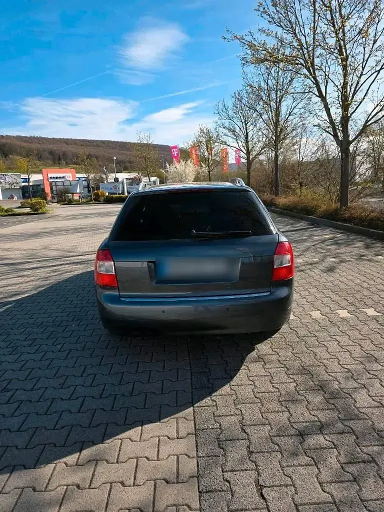 Gebraucht Audi A4 163 PS (119 kW) 2004 Schwarz Kombi