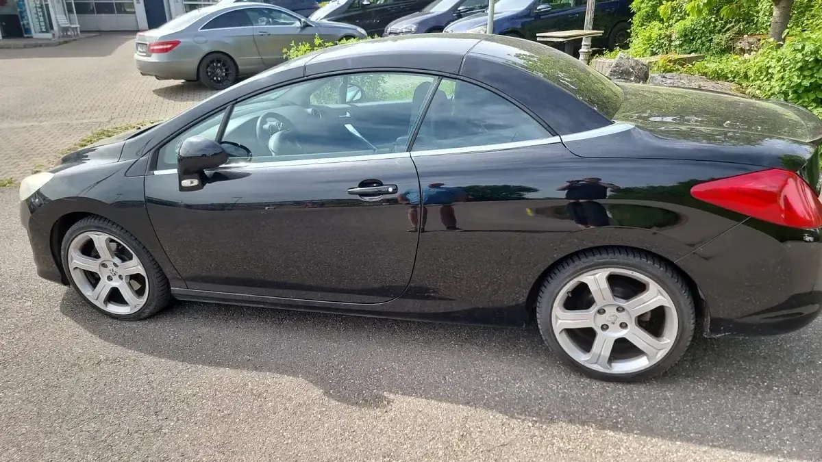 Gebraucht Peugeot 308 CC 156 PS (114 kW) 2010 Schwarz Cabrio