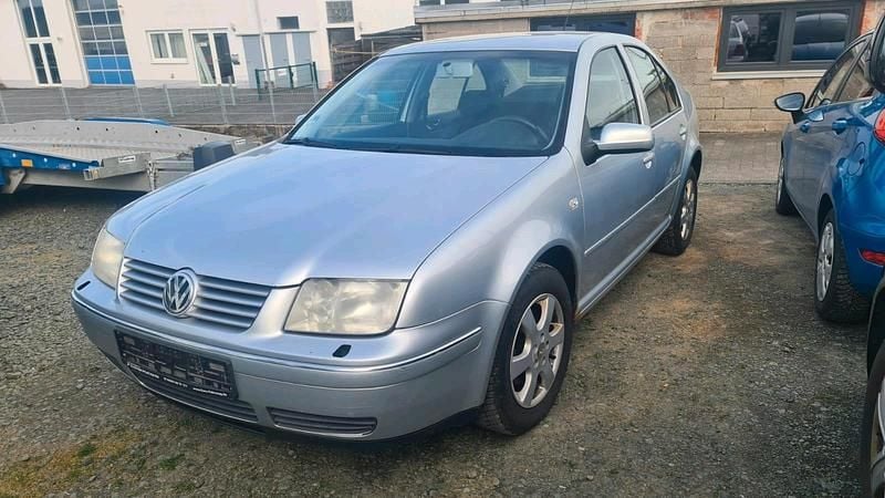 Gebraucht VW Bora Pacific 115 PS (84 kW) 2004 Silber Limousine