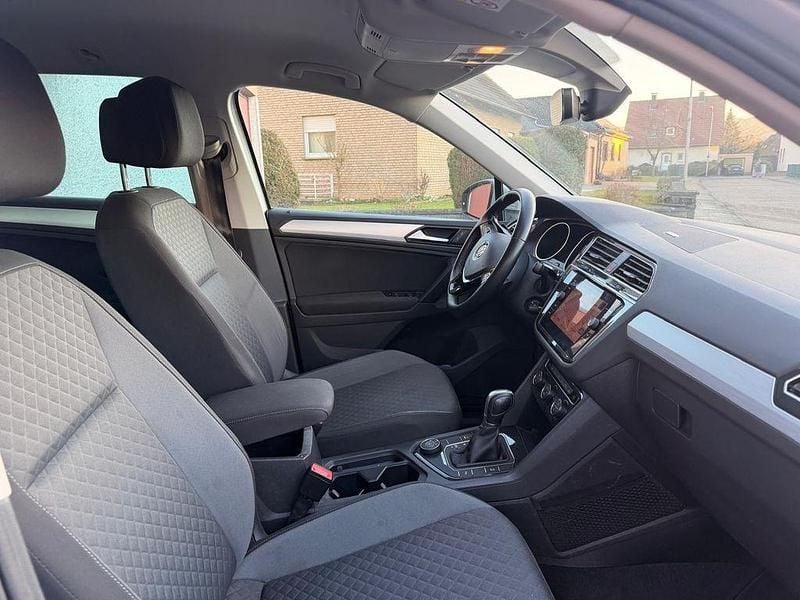 Gebraucht VW Tiguan 150 PS (110 kW) 2020 Silber SUV