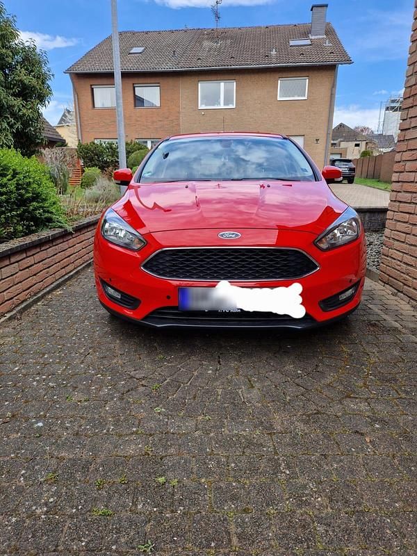 Usata Ford Focus 150 CV (110 kW) 2016 Rosso Berlina