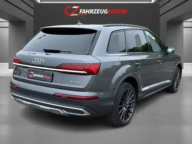 Usado Audi Q7 Basis 286 HP (210 kW) 2020 Cinzento SUV