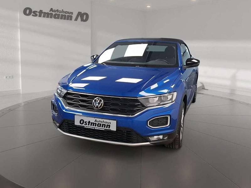 Gebraucht VW T-Roc Cabriolet Active 110 PS (80 kW) 2022 Ravennablau metallic Cabrio