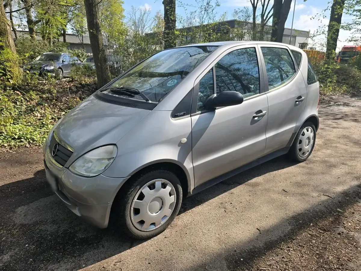Gebraucht Mercedes A170 90 PS (66 kW) 2002 Silber Kleinwagen