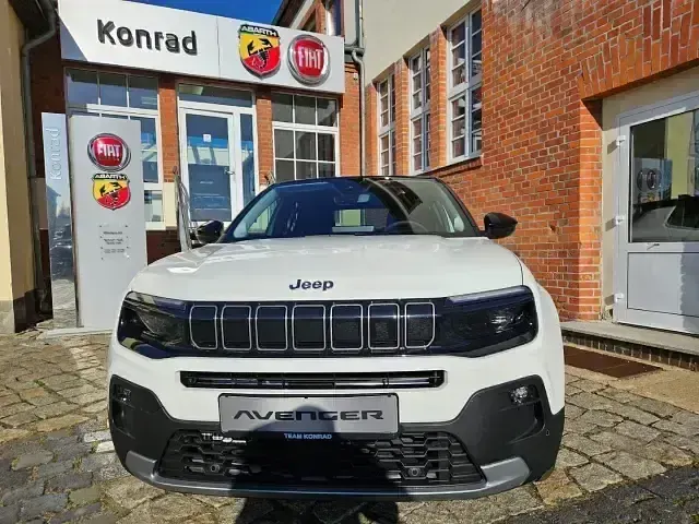 Neu Jeep Avenger Summit 101 PS (74 kW) 2025 Weiß SUV