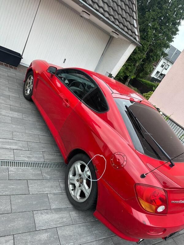 Rot Gebraucht 2002 Hyundai Coupé Coupé | 600 € - Bild 1/4