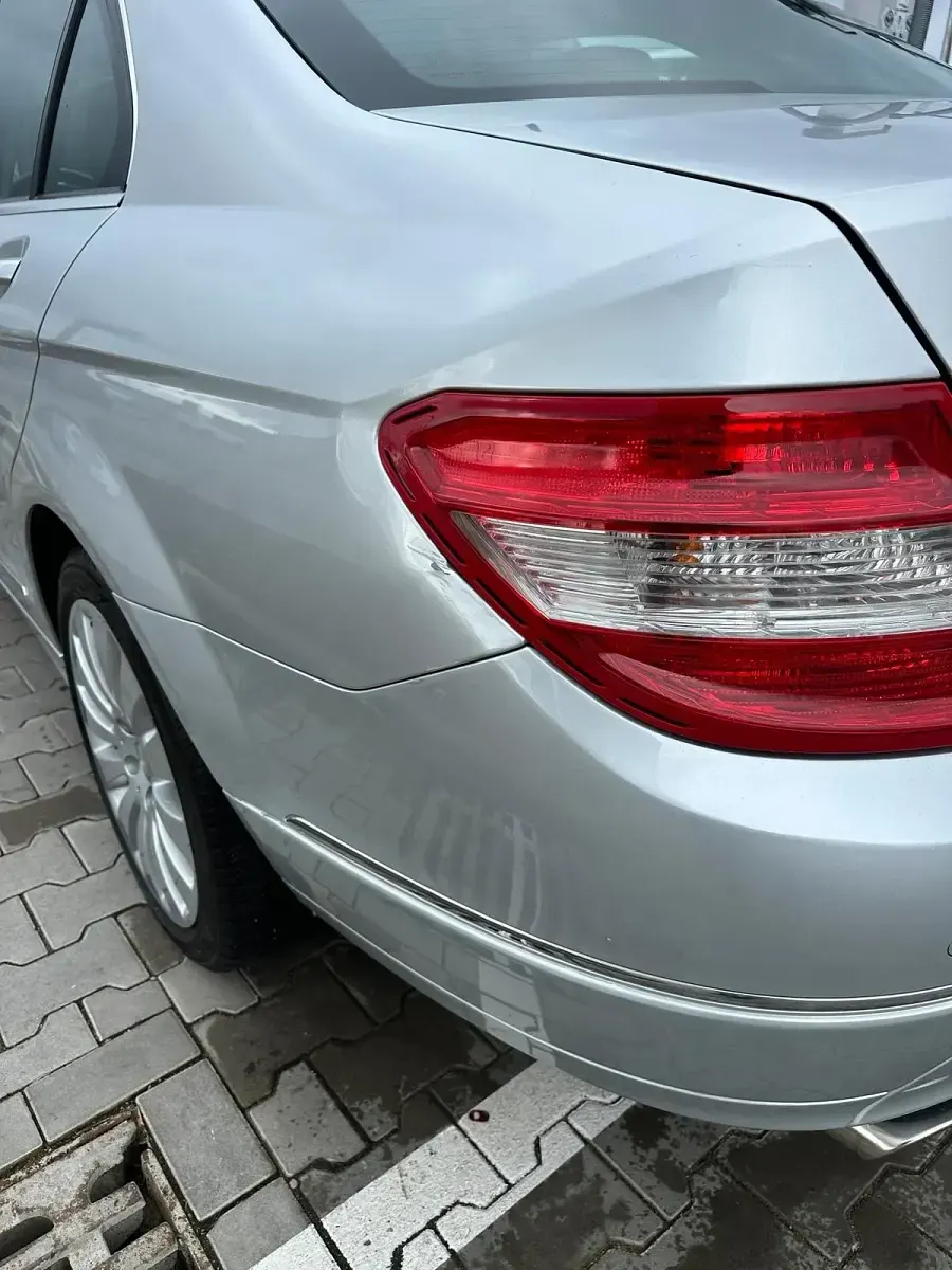 Gebraucht Mercedes C200 Elegance 184 PS (135 kW) 2009 Silber Limousine