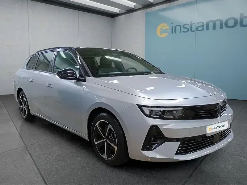 Gebraucht Opel Astra 131 PS (96 kW) 2025 Grau Kleinwagen