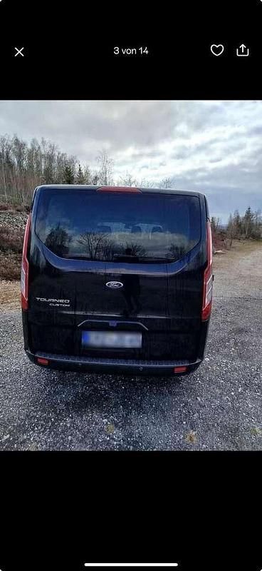 Gebraucht Ford Tourneo Custom Titanium 131 PS (96 kW) 2015 Schwarz Van