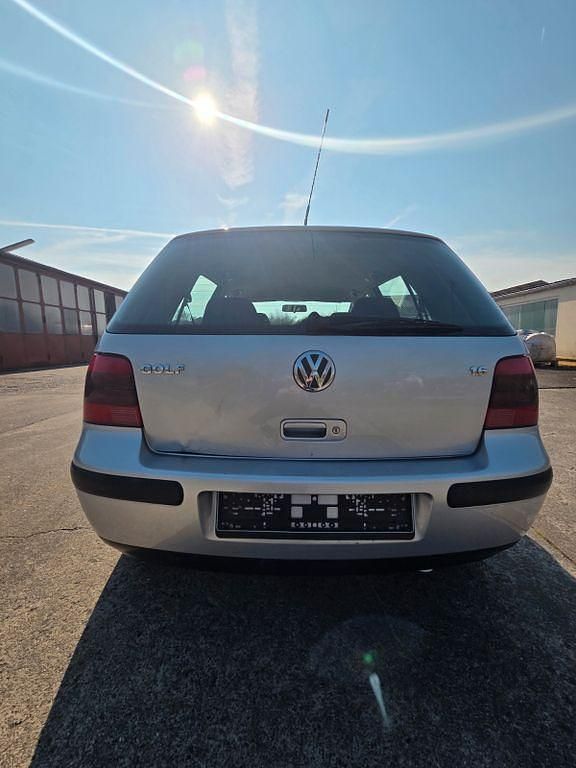 Gebraucht VW Golf IV Conceptline 102 PS (75 kW) 2001 Silber Limousine