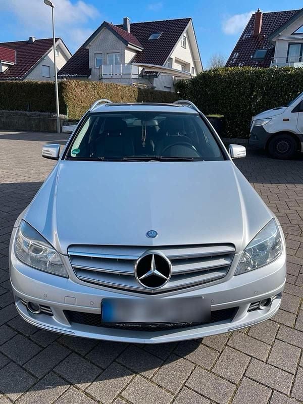Gebraucht Mercedes C180 Avantgarde 156 PS (114 kW) 2010 Grau Kombi