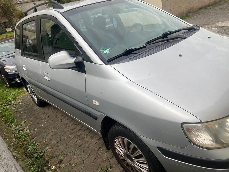 Gebraucht Hyundai Matrix 103 PS (75 kW) 2007 Grau Van / Kleinbus