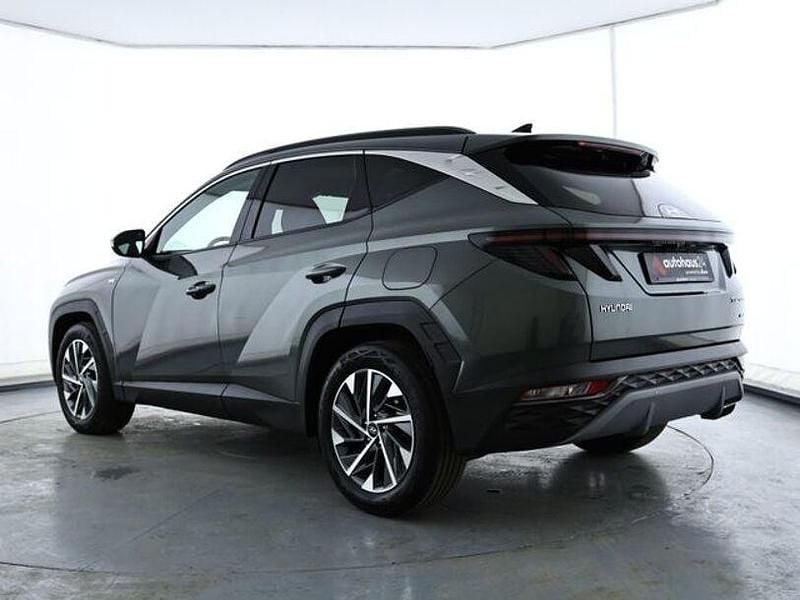 Gebraucht Hyundai Tucson Trend 180 PS (132 kW) 2023 Grau SUV